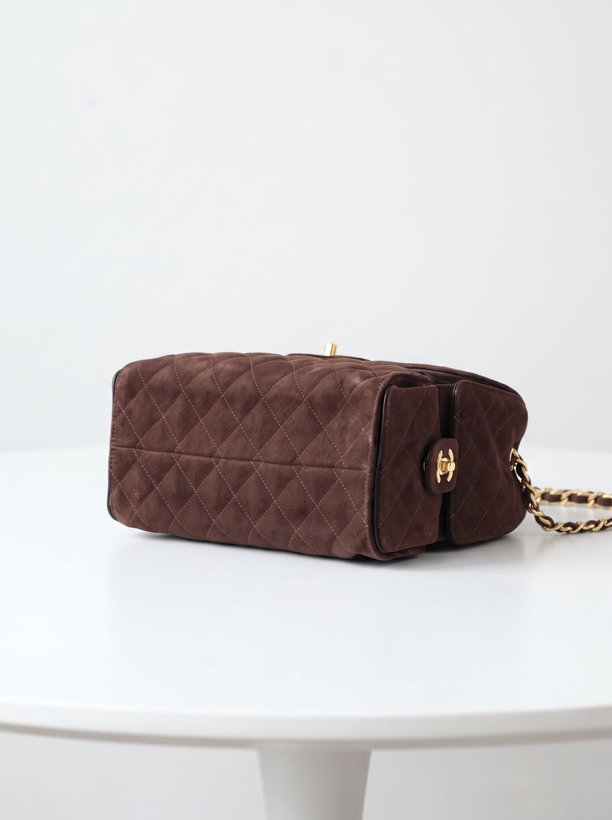 Chain Suede